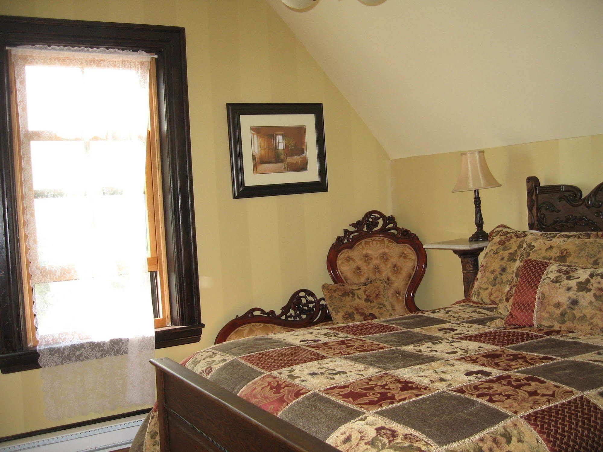 Magnetic Hill Winery Hotel Монктън Екстериор снимка